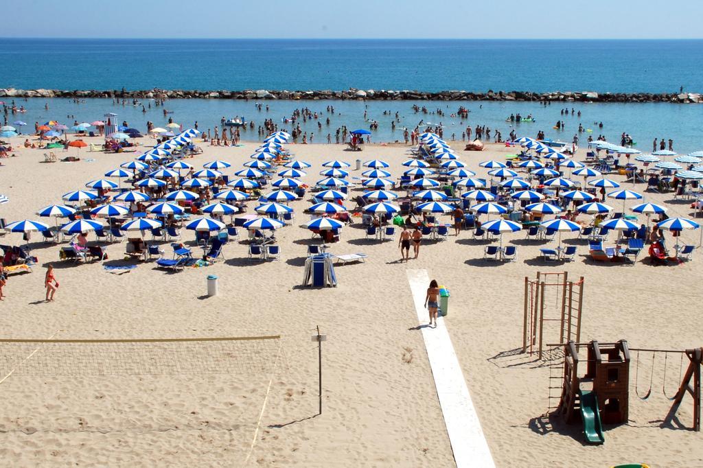 Tourist Residence San Benedetto del Tronto Zimmer foto