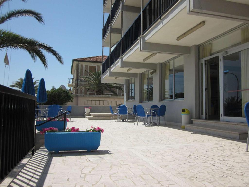 Tourist Residence San Benedetto del Tronto Exterior foto